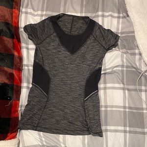 Lulu lemon small workout tee mesh